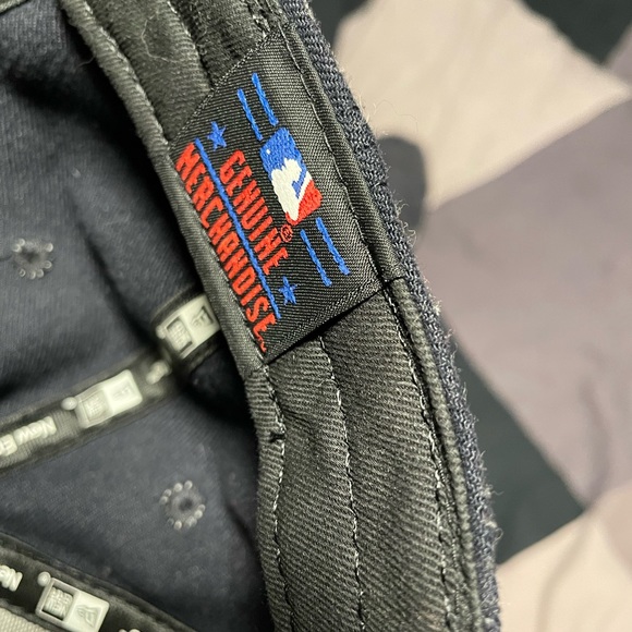 Hat - Picture 1 of 4